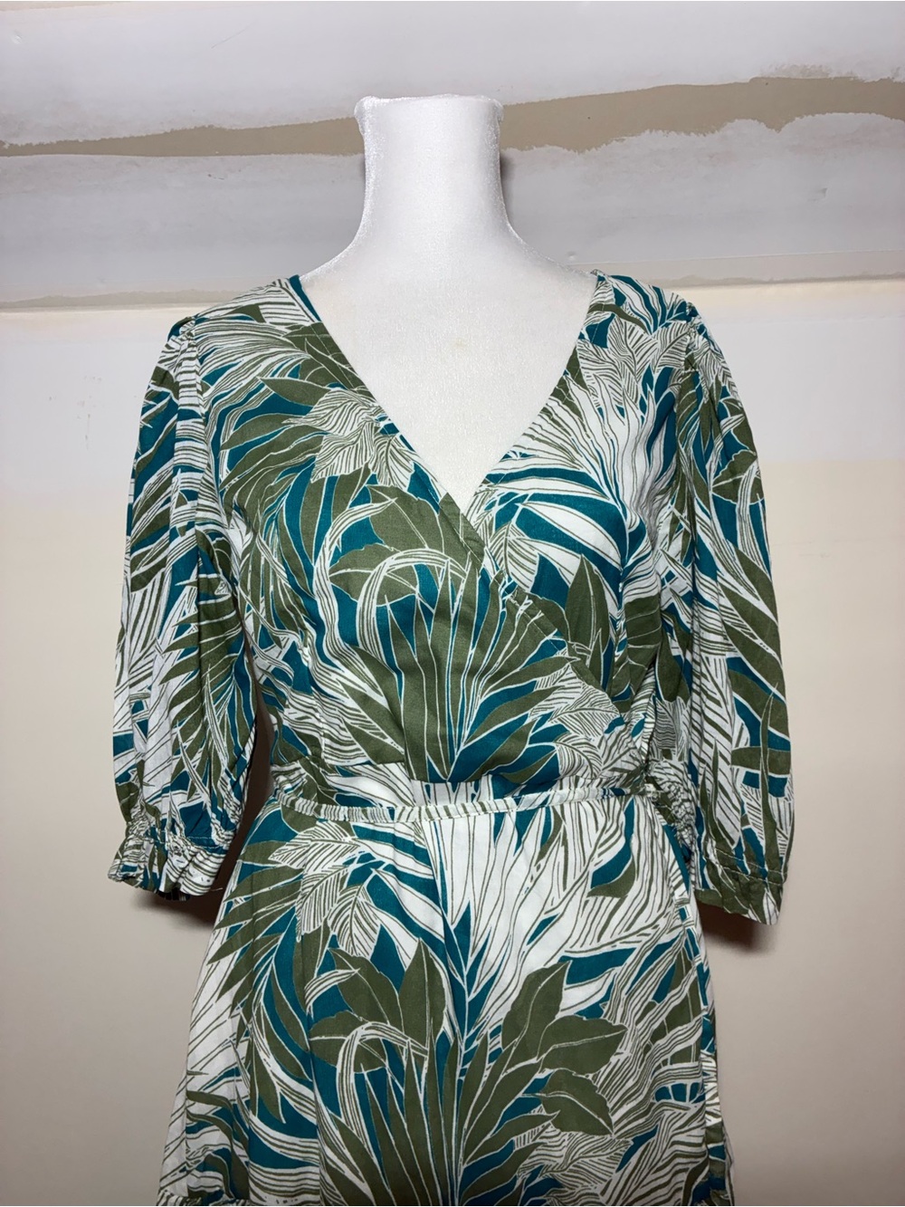 Molly Bracken Tropical Leaf Print Boho Resort Vacation Maxi Wrap Dress Medium - Picture 6 of 8